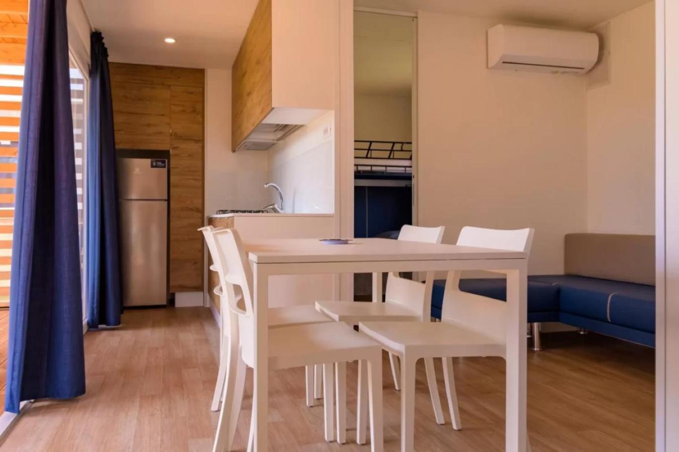 Torre Rinalda Beach Camping & Resort Λέτσε Δωμάτιο φωτογραφία